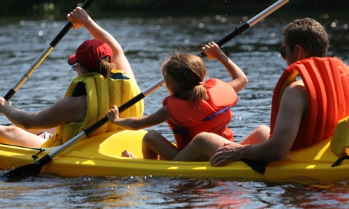 Mammoth Lakes Kids Canoeing
