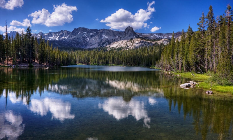 Lake Mamie in the Mammoth Lakes Loop